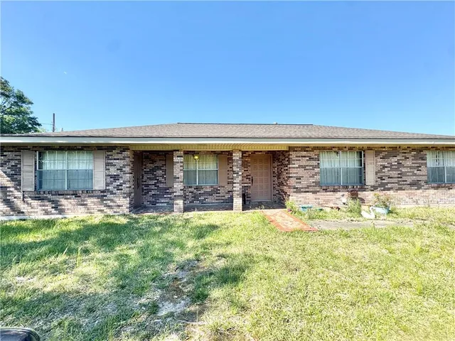 $500,000 | 30900 Highway 1064, Tickfaw, LA 70466