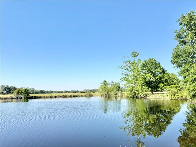 $500,000 | 30900 Highway 1064, Tickfaw, LA 70466