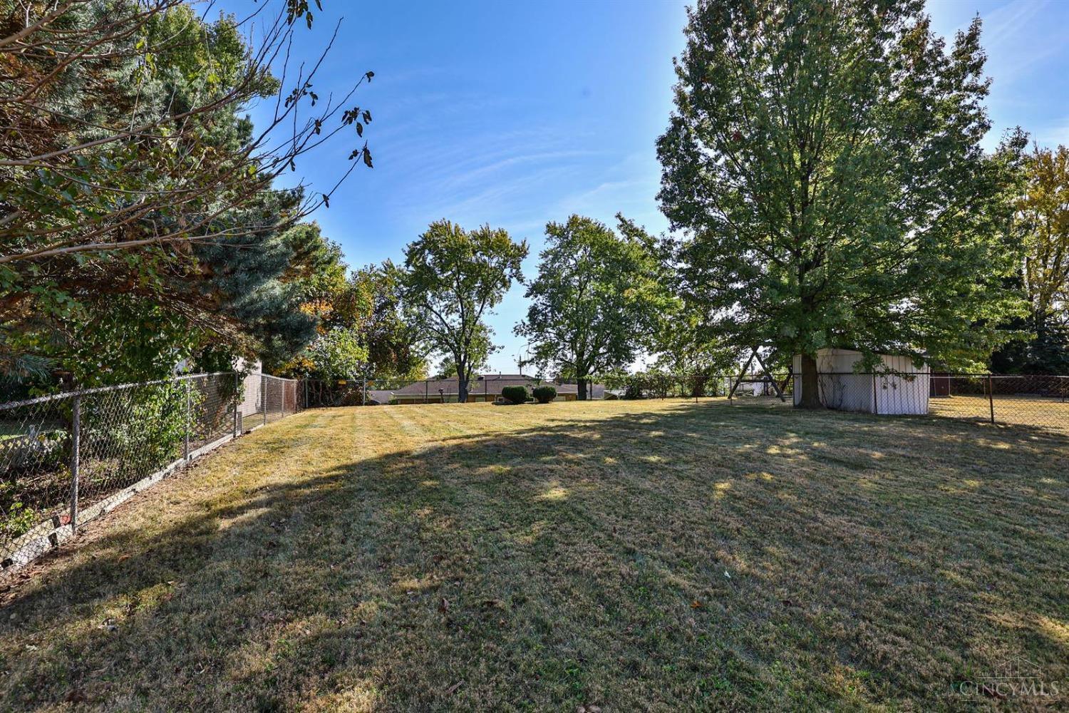 546 Rentz Place Cincinnati, OH 45238 - Photo 23 of 28