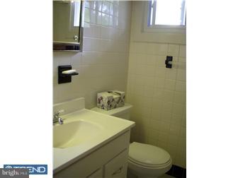 703 Chatham Road Fairless Hills, PA 19030 - Photo 8 of 10 Bathroom