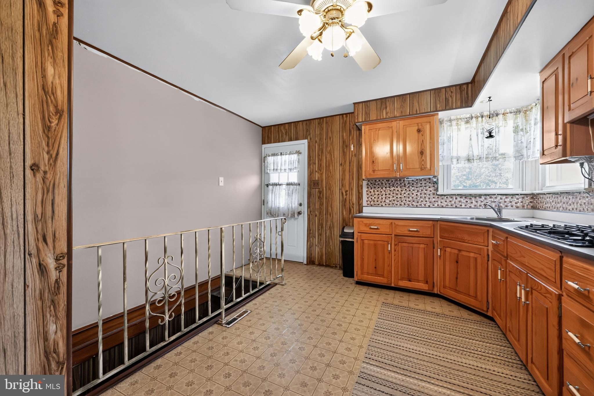 620 West 3rd Avenue Runnemede, NJ 08078 - Photo 13 of 30
