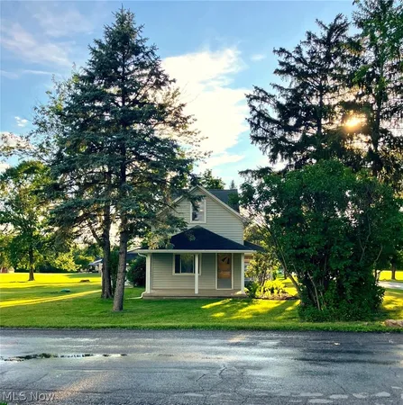 $265,000 | 1517 West Garfield Road, Columbiana, OH 44408