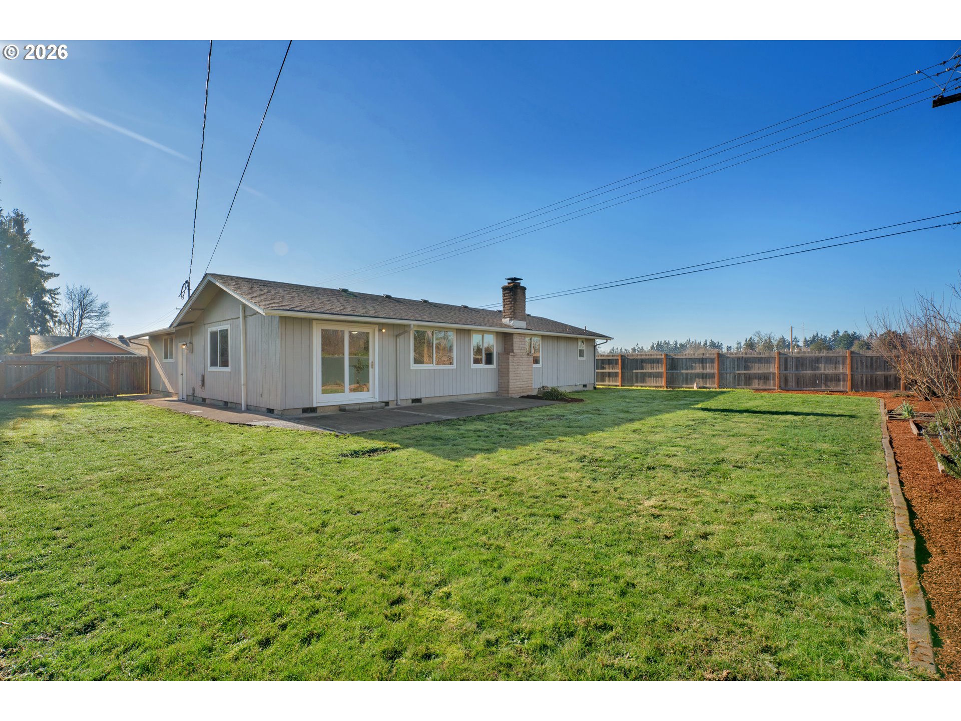 596 Pinedale Avenue Springfield, OR 97477 - Photo 30 of 41 Backyard