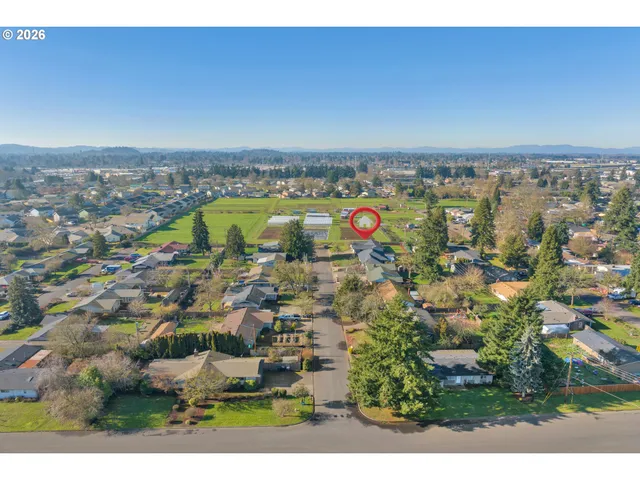 $425,000 | 596 Pinedale Avenue, Springfield, OR 97477