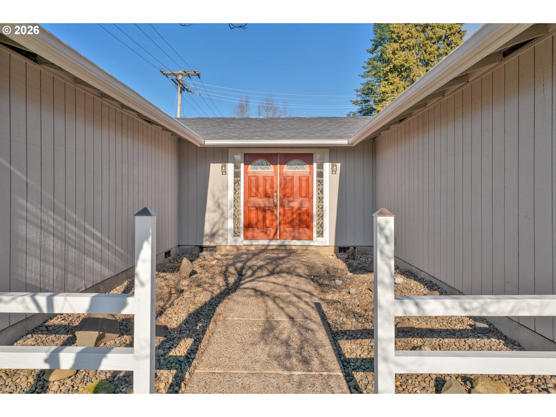 596 Pinedale Avenue Springfield, OR 97477 - Photo 4 of 41