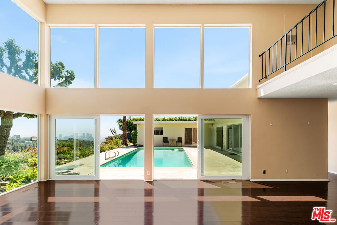 11343 Chalon Road Los Angeles, CA 90049 - Photo 16 of 45 Gallery Image 16