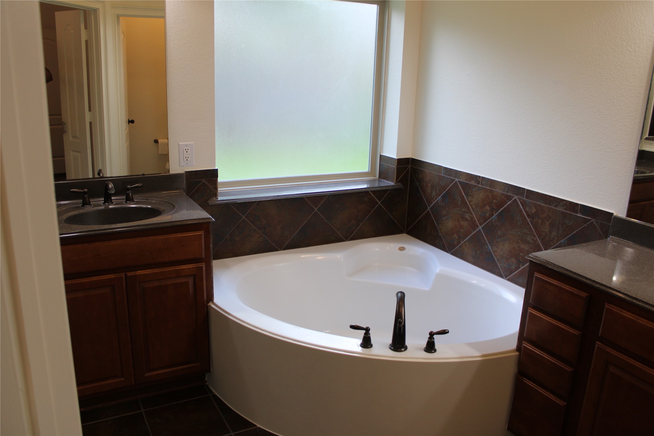 130 East Lasting Spring Circle Spring, TX 77389 - Photo 20 of 36