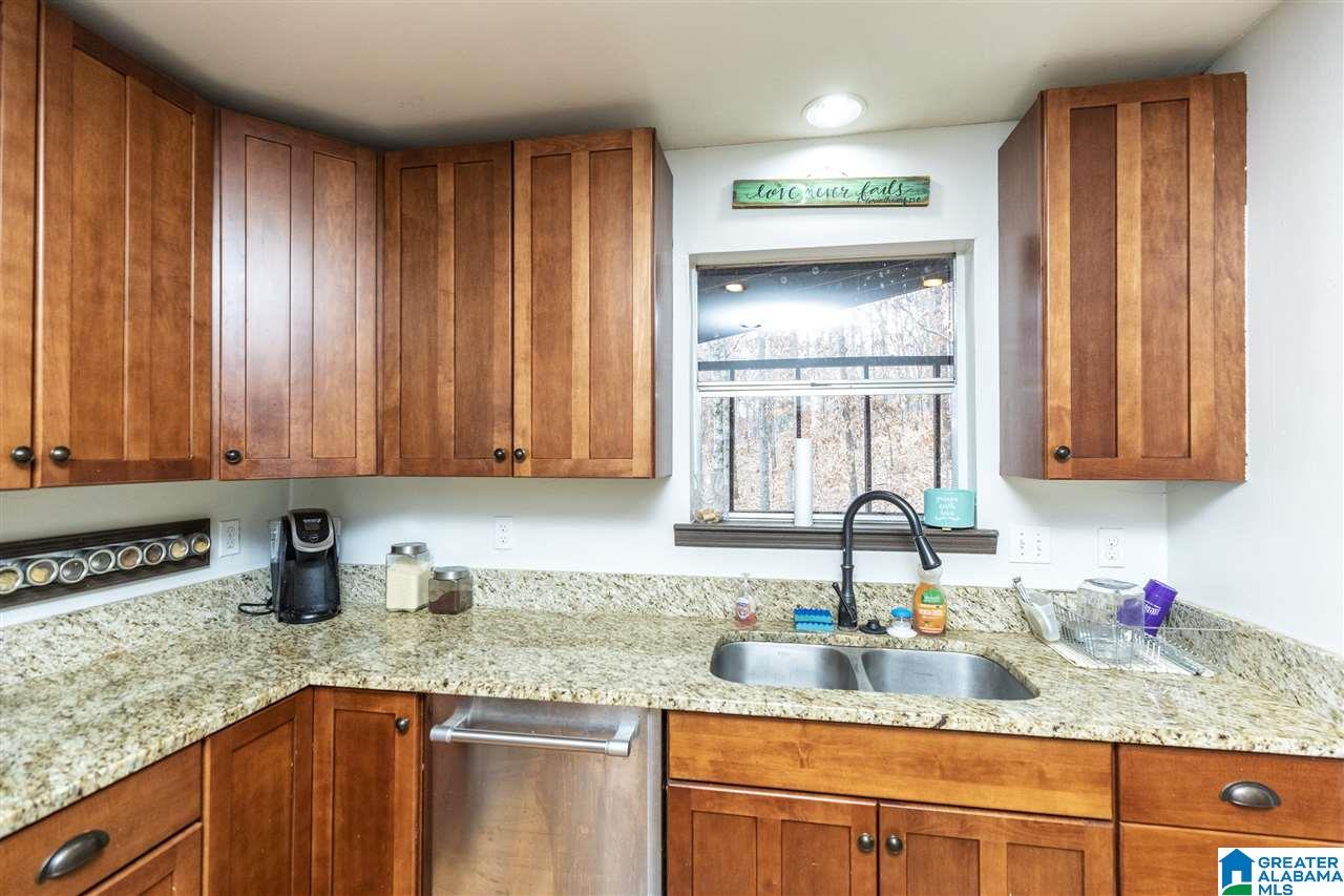 1041 Ryecroft Circle Pelham, AL 35124 - Photo 8 of 28