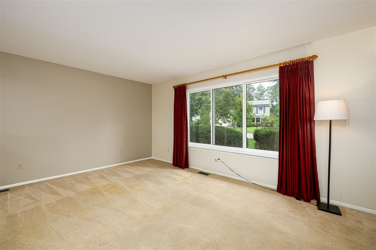 3375 Bluett Road Ann Arbor, MI 48105 - Photo 9 of 47 Gallery Image 9