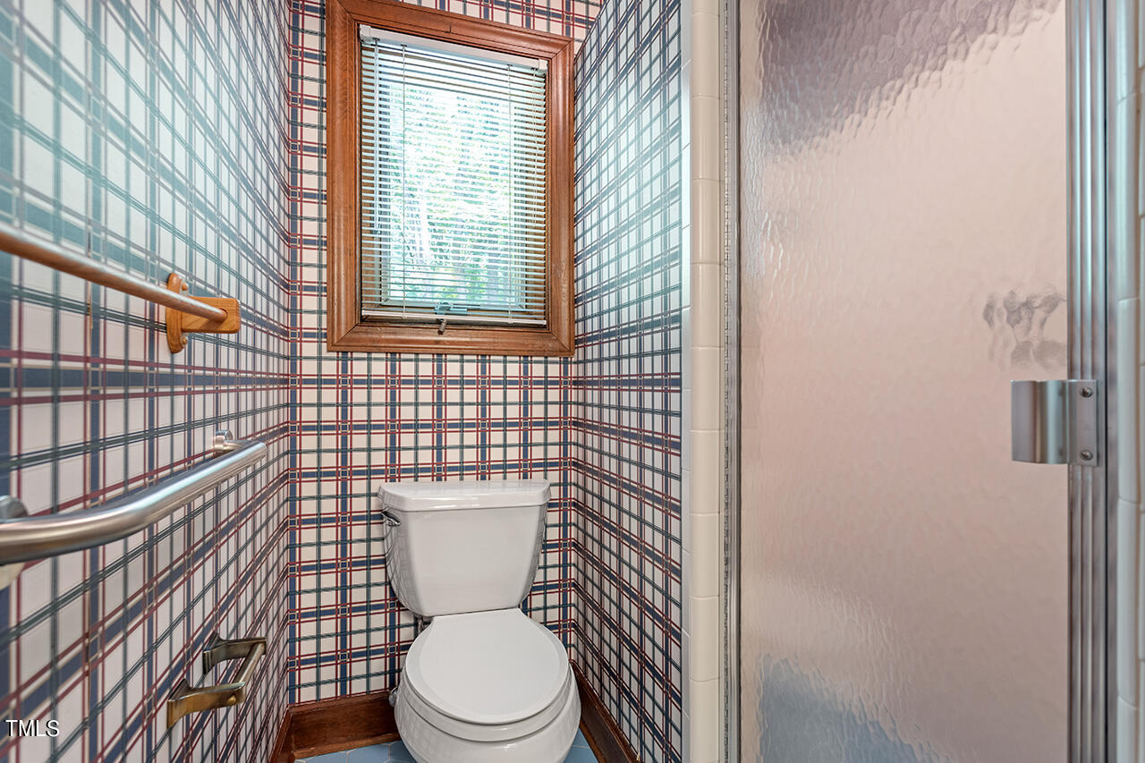 8845 Woodyhill Road Raleigh, NC 27613 - Photo 21 of 34 8845 Woodyhill Road_32