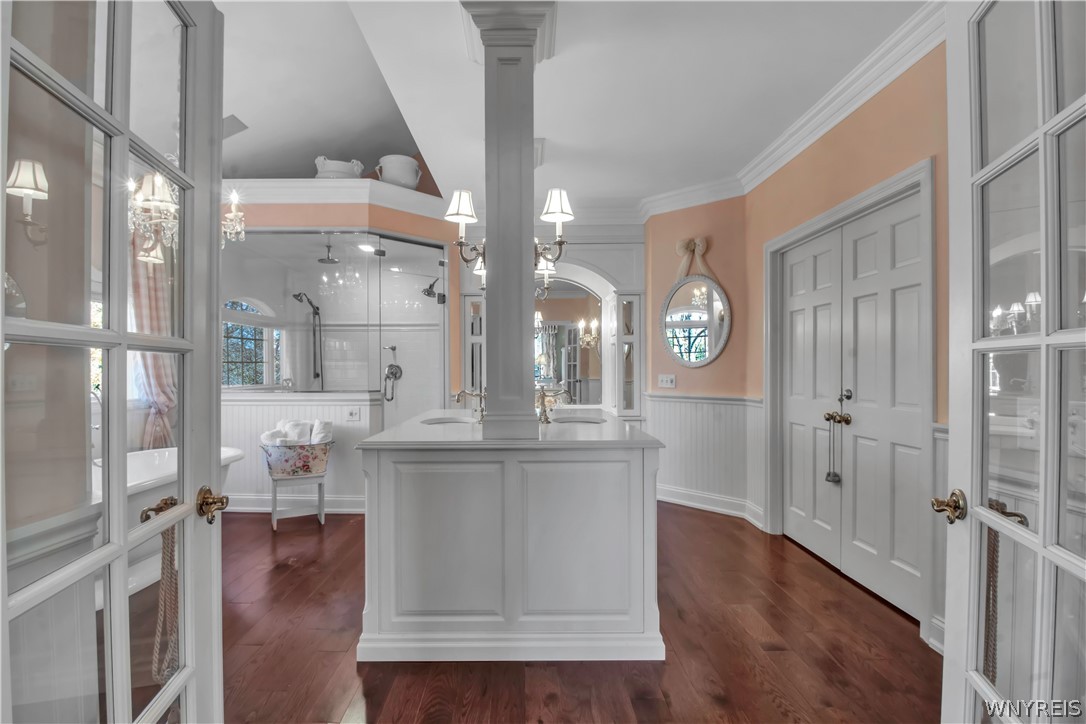 9590 Cobblestone Drive Clarence, NY 14031 - Photo 16 of 42 Primary bathroom