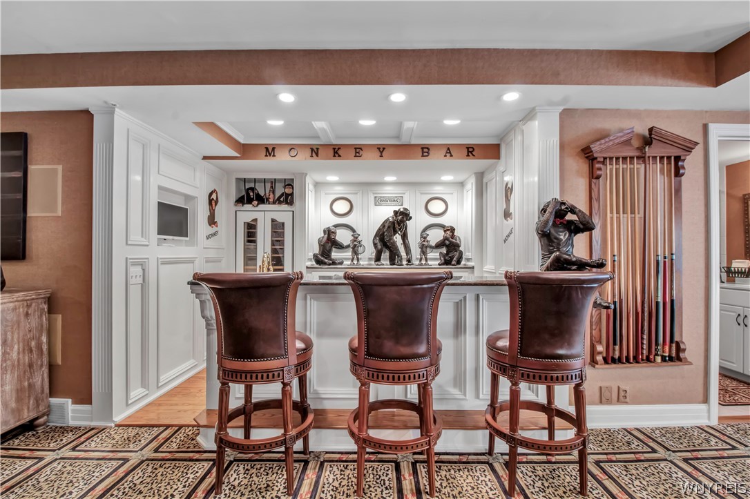 9590 Cobblestone Drive Clarence, NY 14031 - Photo 31 of 42 Lower level wet bar with appliances