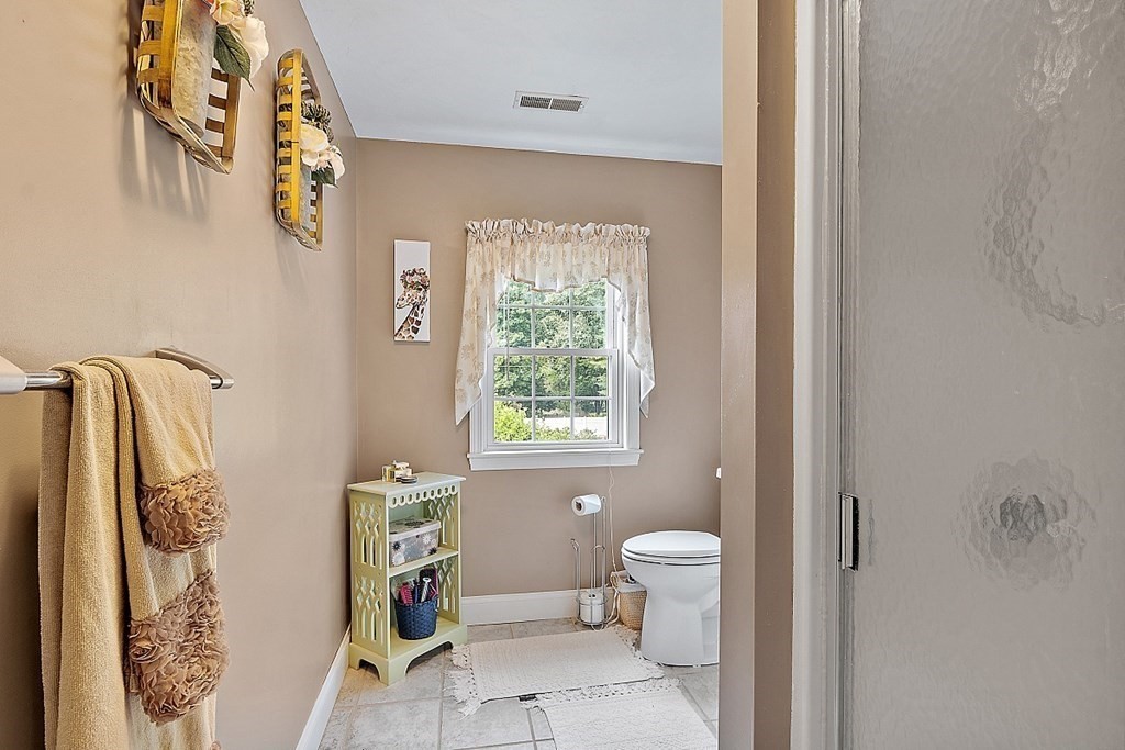 65 Whipple Road Billerica, MA 01821 - Photo 22 of 37
