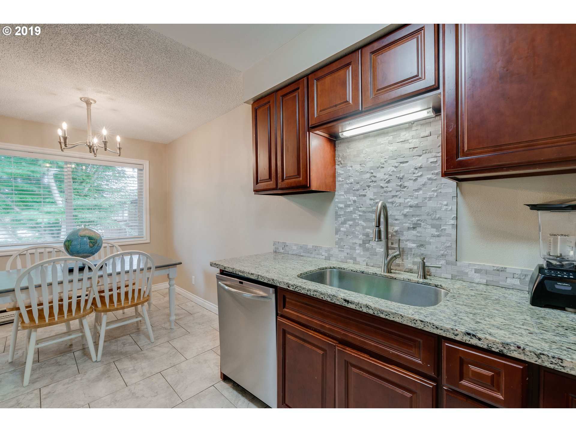 13155 Southwest Allen Boulevard, Unit 4 Beaverton, OR 97005 - Photo 13 of 25