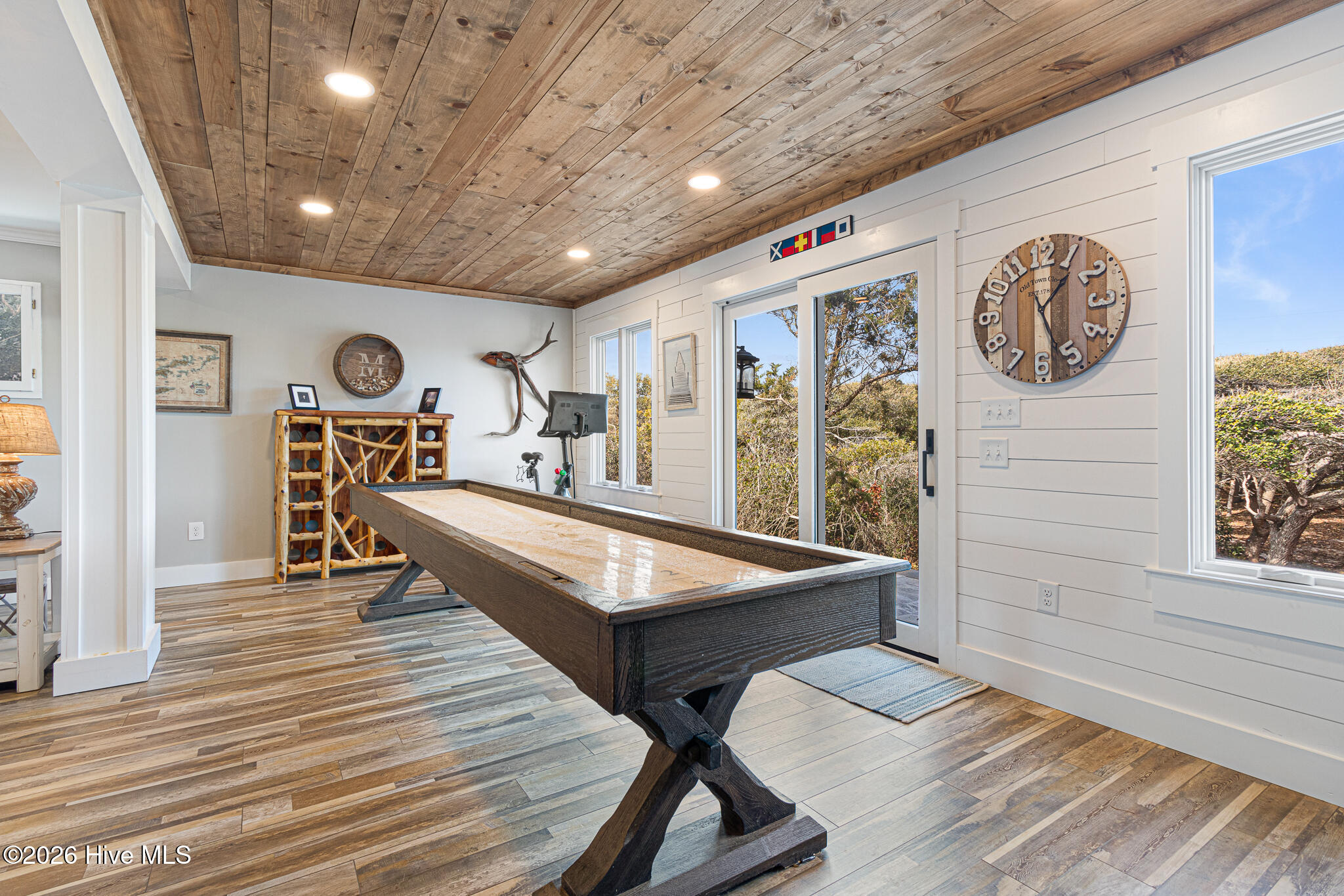 217 Salter Path Road Pine Knoll Shores, NC 28512 - Photo 40 of 85 Ground floor gathering Room