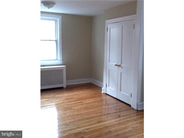 252 Maypole Road Upper Darby, PA 19082 - Photo 12 of 18 Bedroom 2