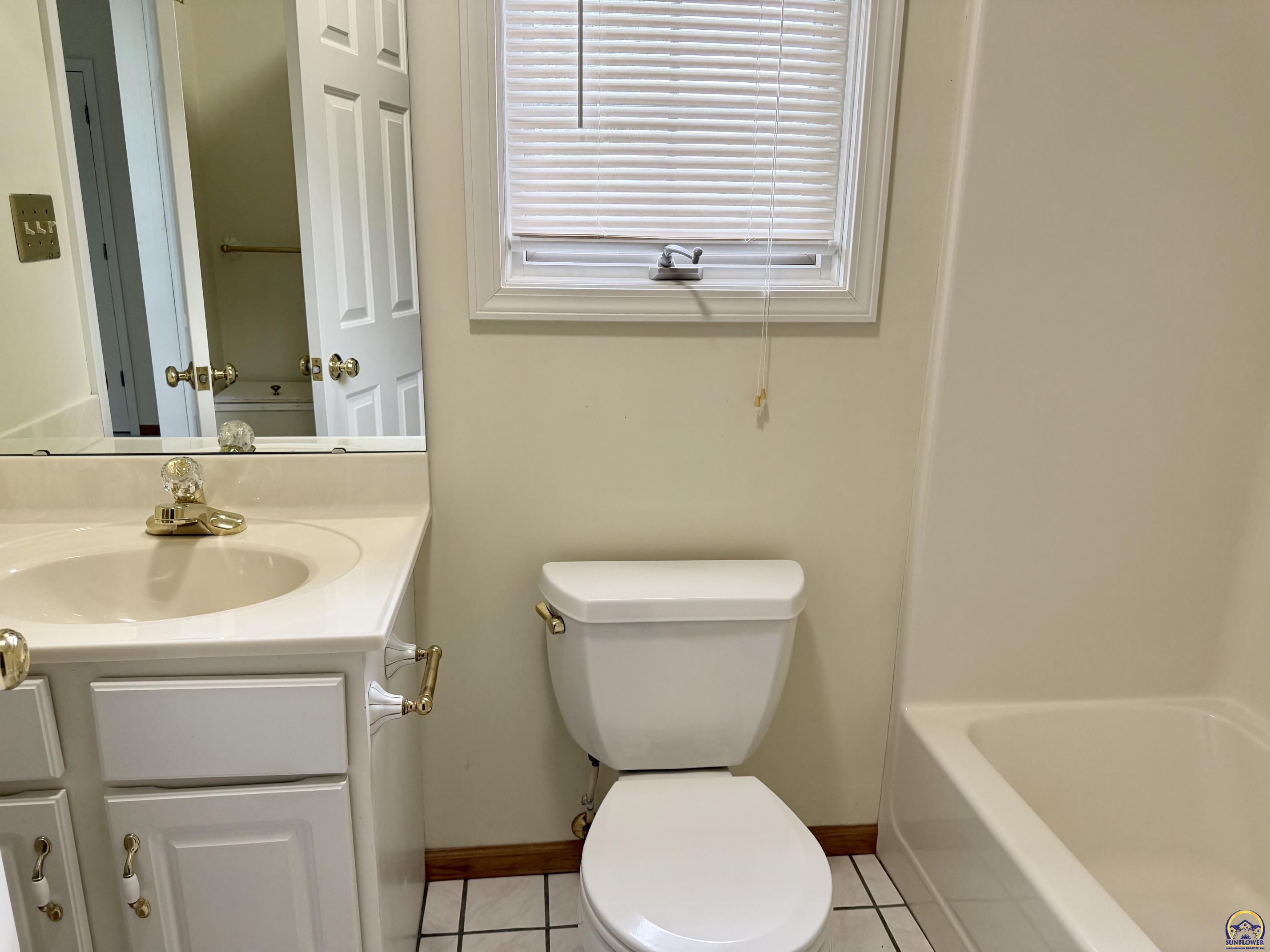 2027 Southwest West Trail Road Topeka, KS 66615 - Photo 35 of 56