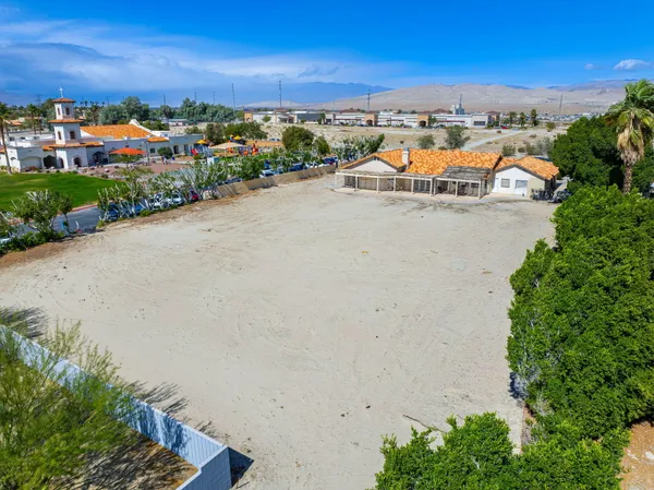 $1,600,000 | 72125 Vía Vail, Rancho Mirage, CA 92270