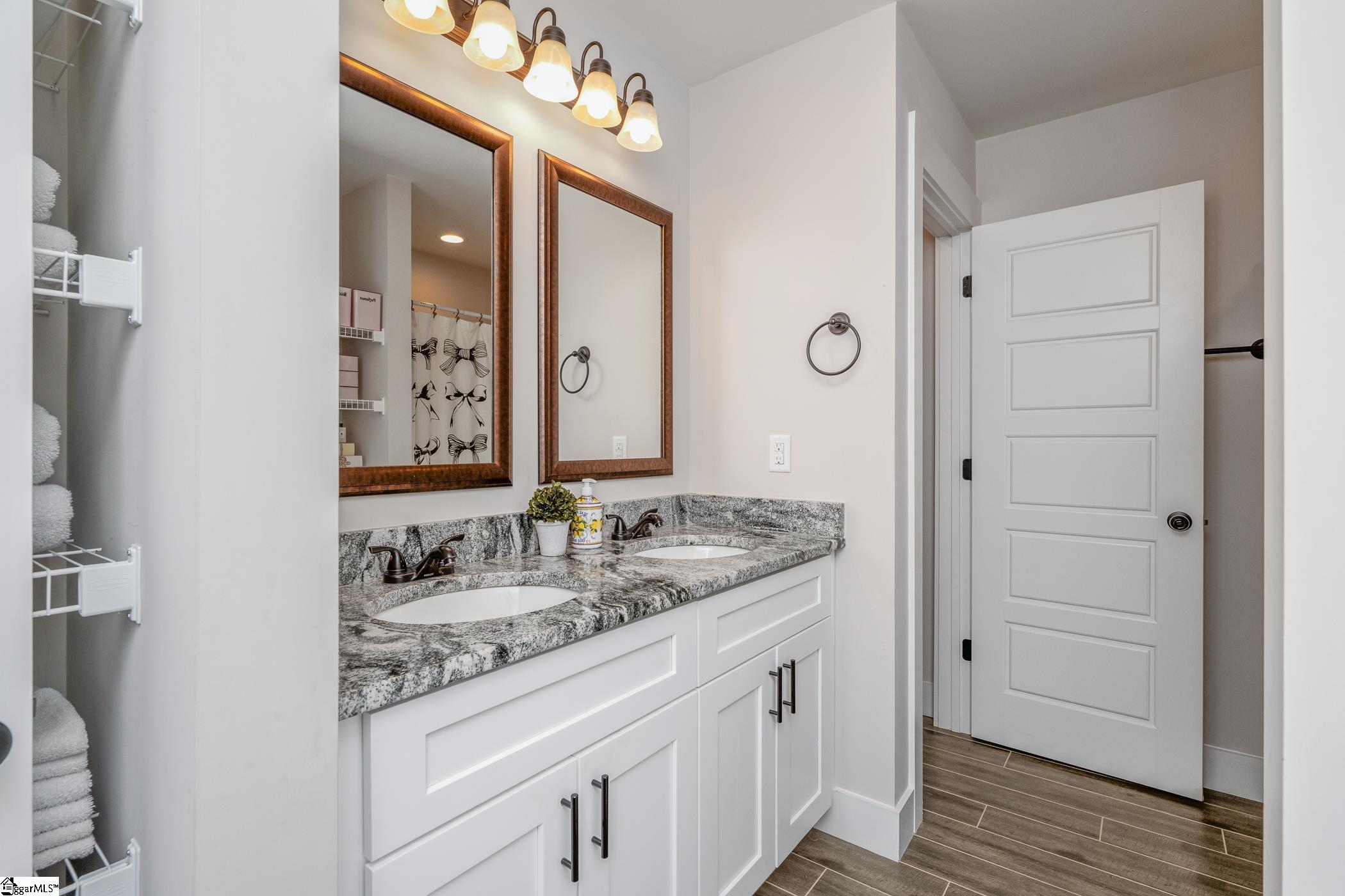 881 Cothran Road Inman, SC 29349 - Photo 18 of 44