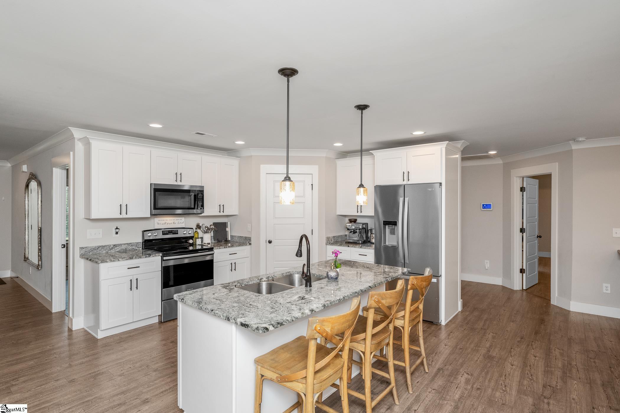 881 Cothran Road Inman, SC 29349 - Photo 10 of 44