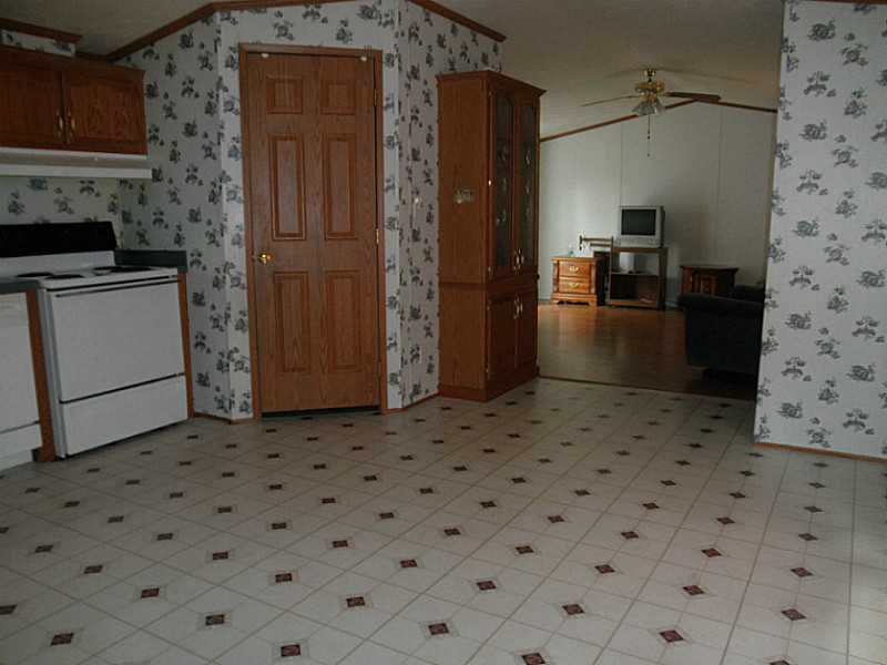 13 Sandra Circle Coventry, RI 02816 - Photo 5 of 12 Kitchen.