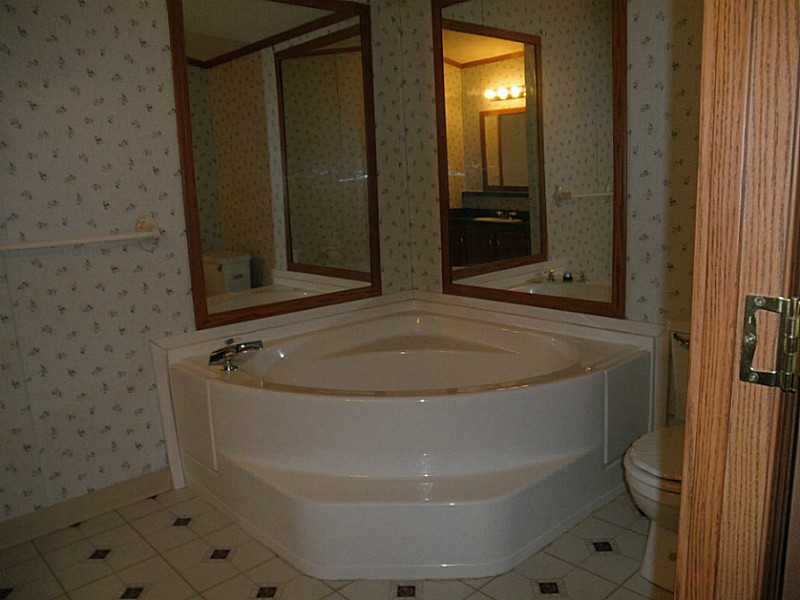 13 Sandra Circle Coventry, RI 02816 - Photo 9 of 12 Master Bath/Spa.