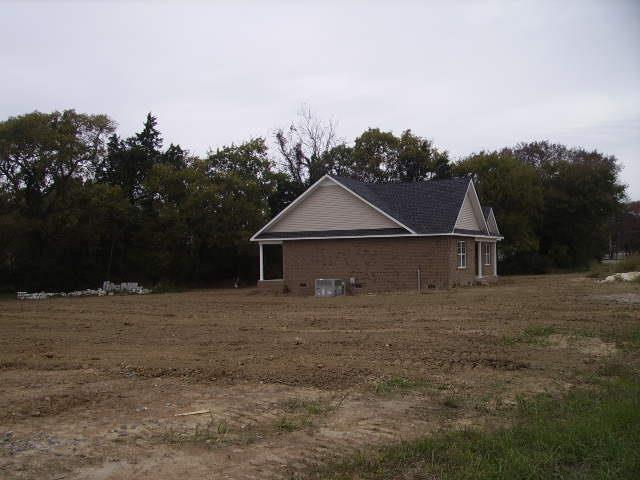 136 Autumn Ridge Lane Lafayette, TN 37083 - Photo 2 of 9