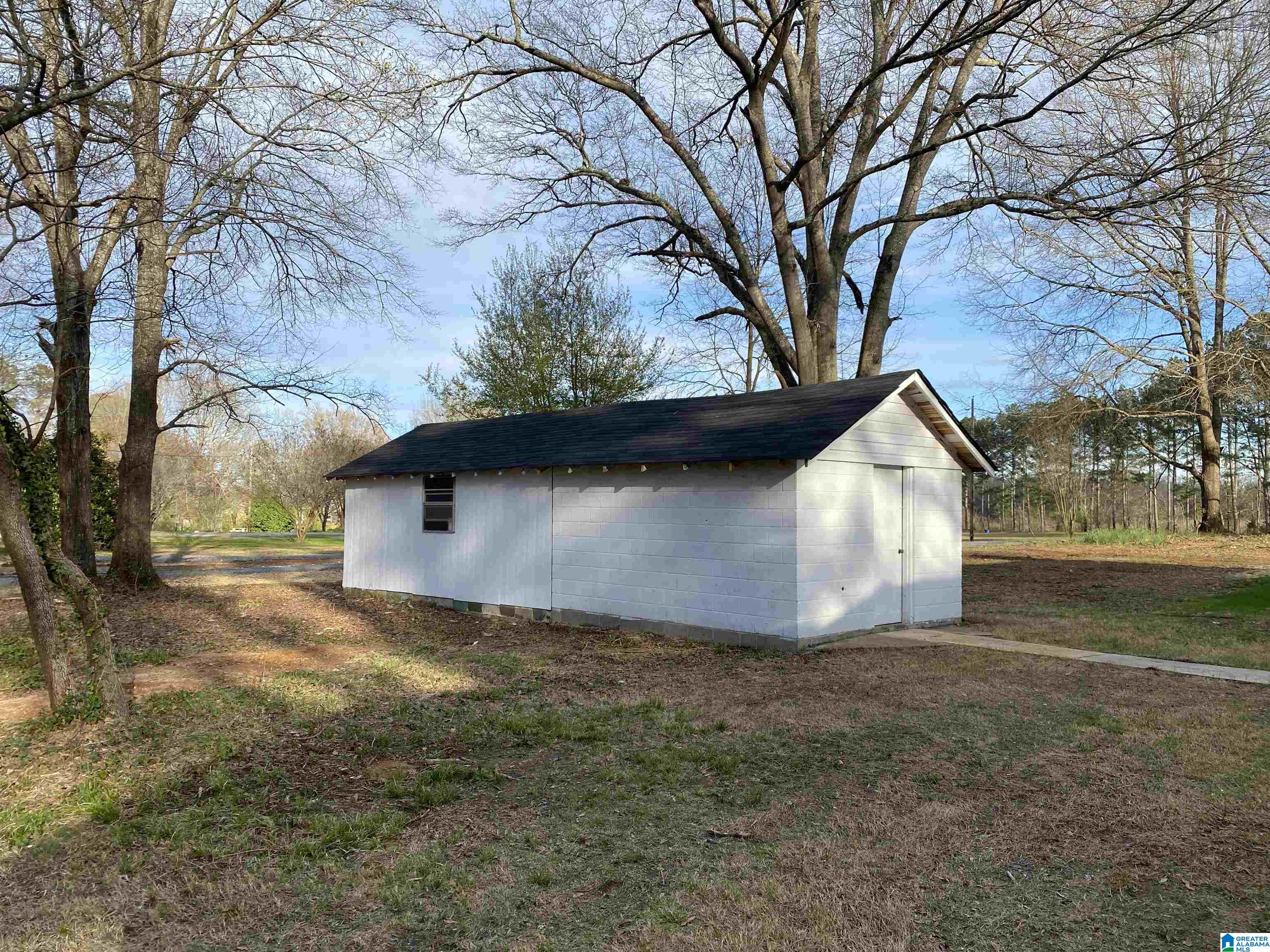 1850 Center Hill Road Sylacauga, AL 35150 - Photo 5 of 17