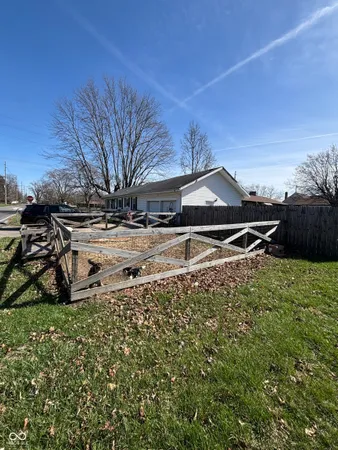 $115,000 | 1719 Lindberg Road, Anderson, IN 46012