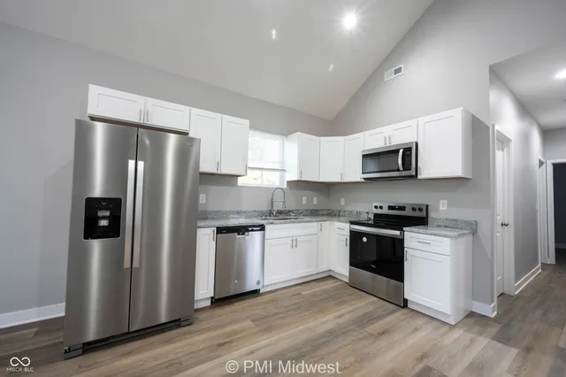 $1,399 | 2845 North Talbott Street, Unit B, Indianapolis, IN 46205