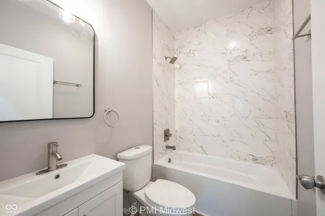 $1,399 | 2845 North Talbott Street, Unit B, Indianapolis, IN 46205