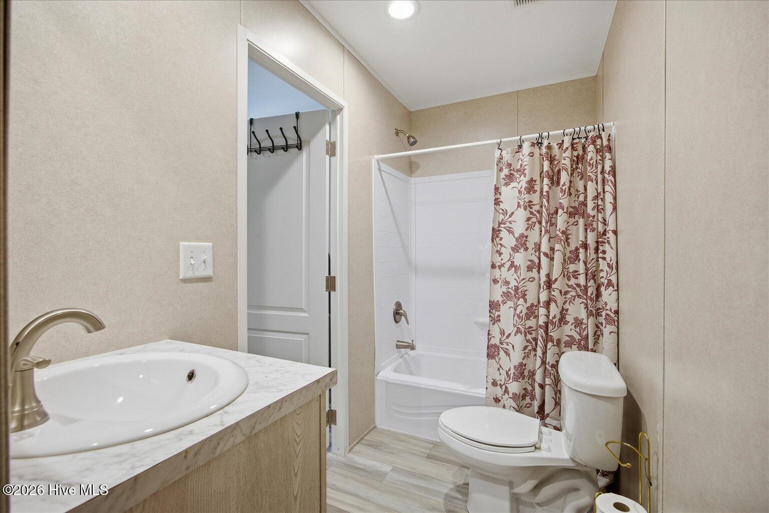 104 Sycamore Road Southport, NC 28461 - Photo 19 of 26 25-IMG_0366