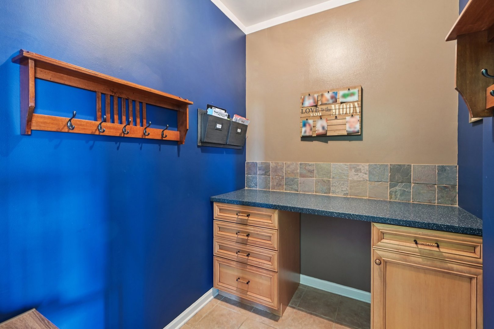 16385 Celtic Circle Manhattan, IL 60442 - Photo 18 of 49 a view of a hallway with a cabinet