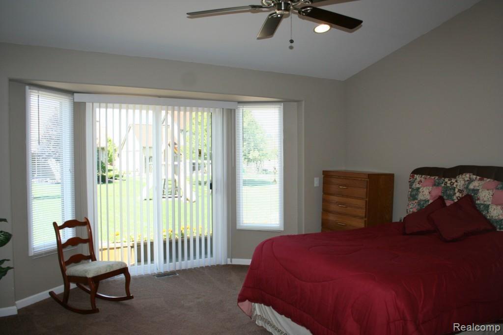 45204 Glengarry Road Canton, MI 48188 - Photo 24 of 40