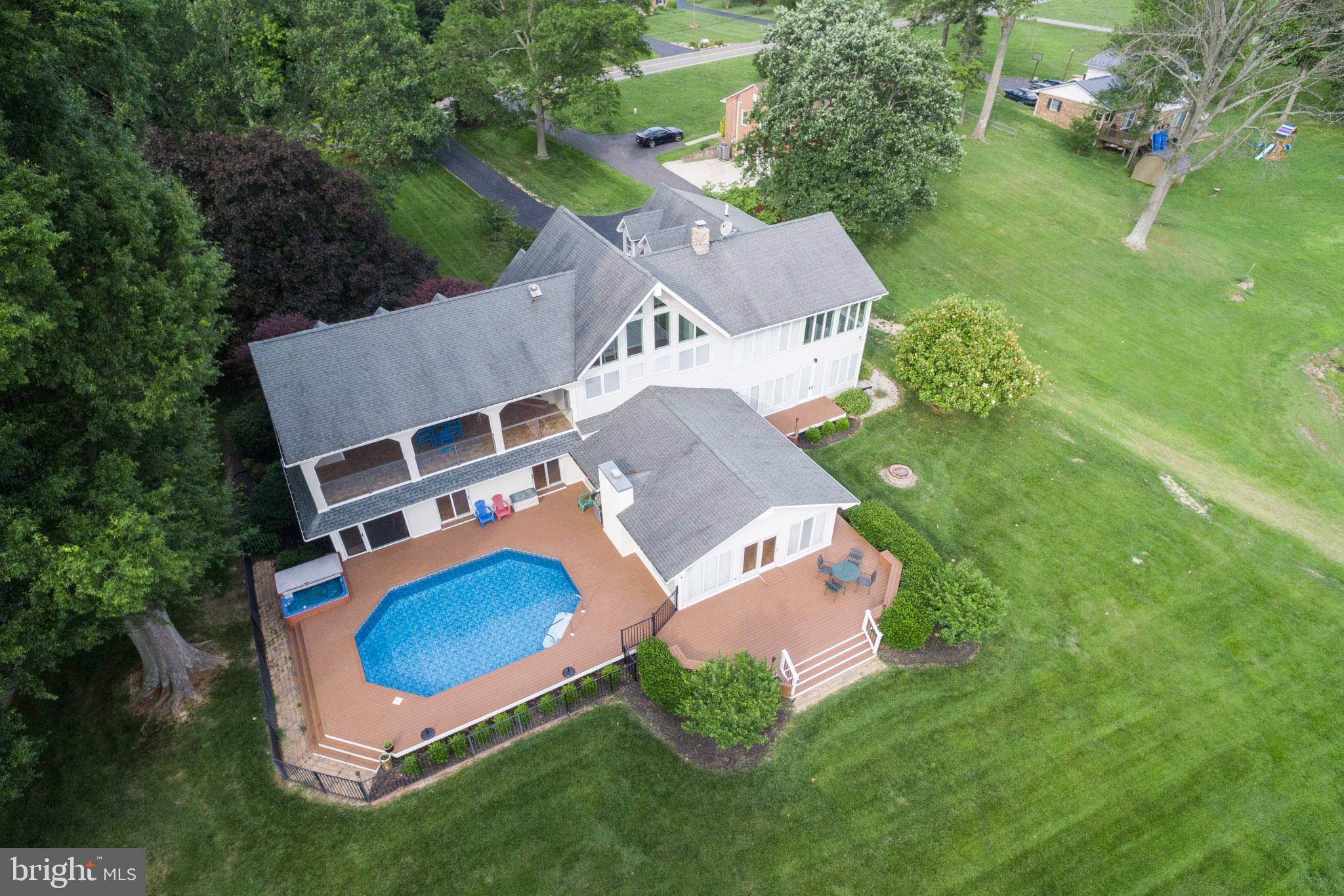 24224 Half Pone Point Road Hollywood, MD 20636 - Photo 7 of 43 Gallery Image 7