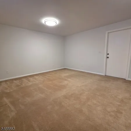 $2,700 | 15 Wilmer Street, Unit 23, Madison, NJ 07940