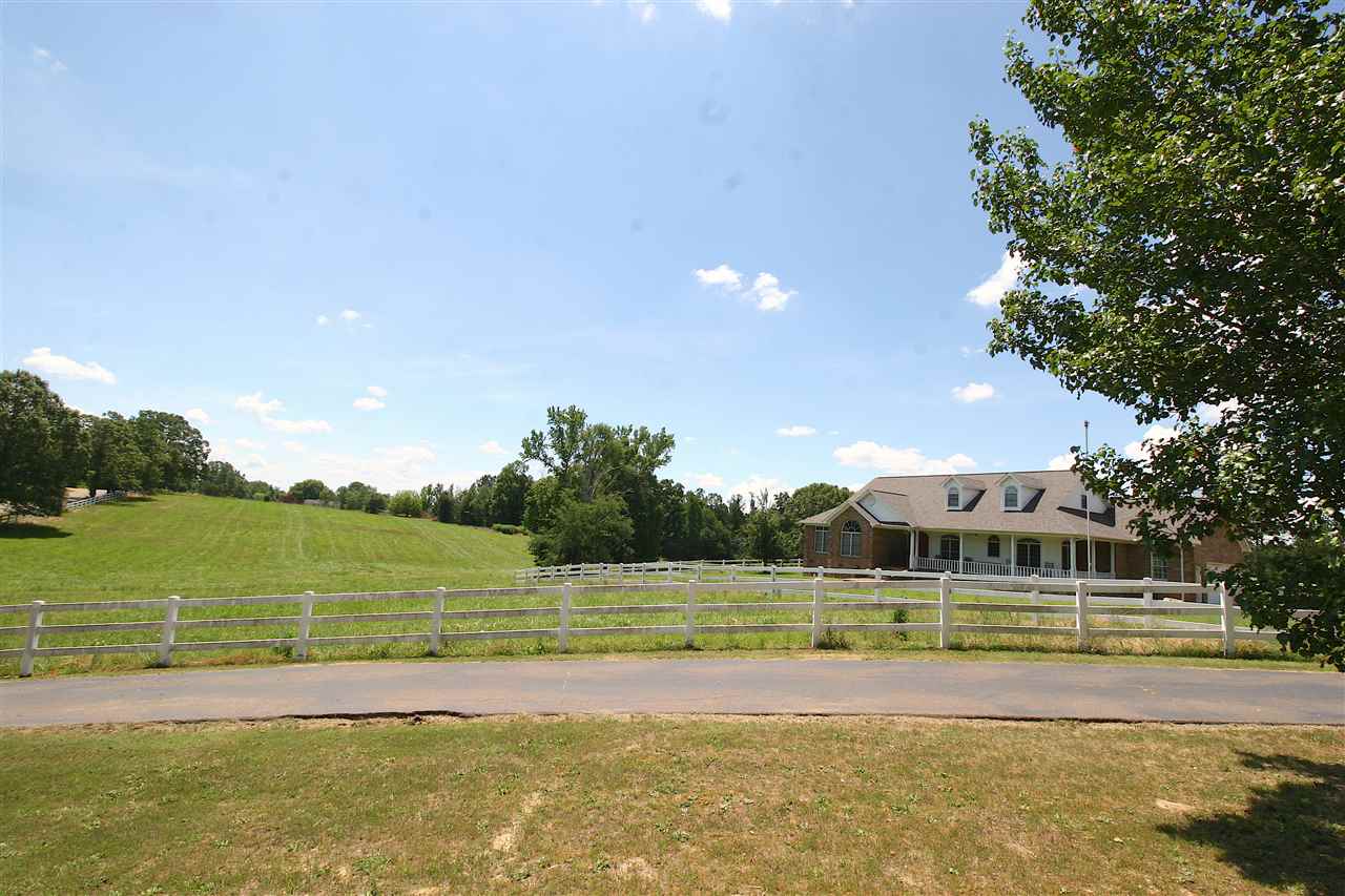 1595 Doe Road Saltillo, TN 38370 - Photo 6 of 25