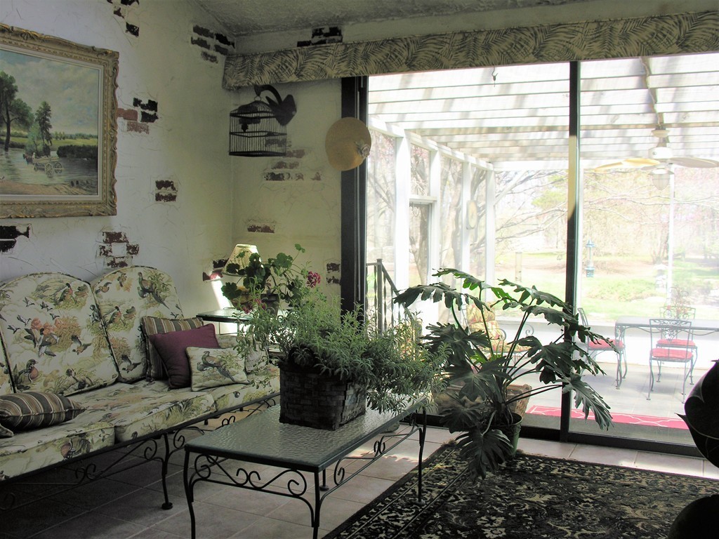 4 Lantern Road Framingham, MA 01702 - Photo 9 of 29