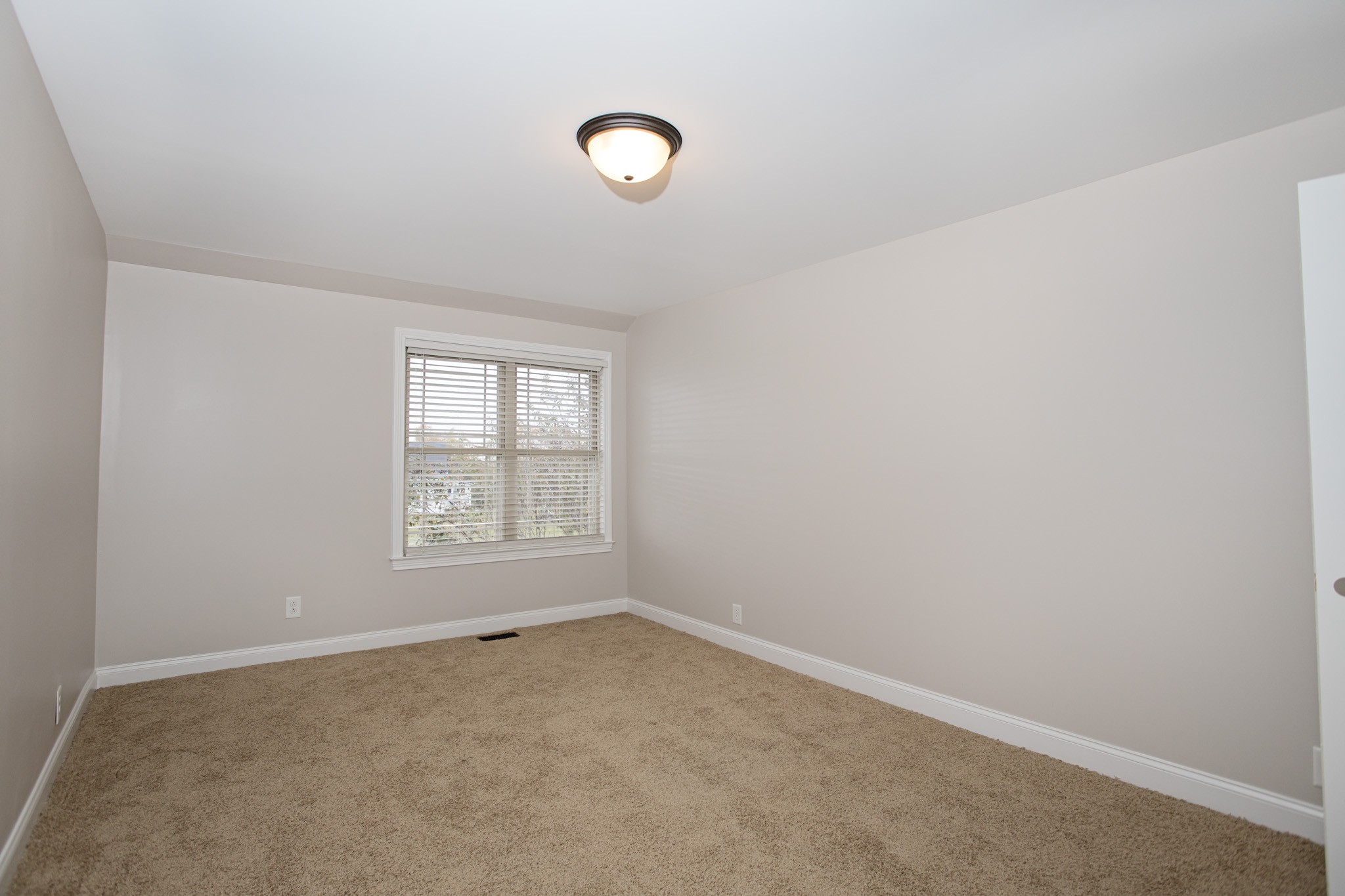 5325 Fred Perry Road Springfield, TN 37172 - Photo 19 of 26 an empty room with a window