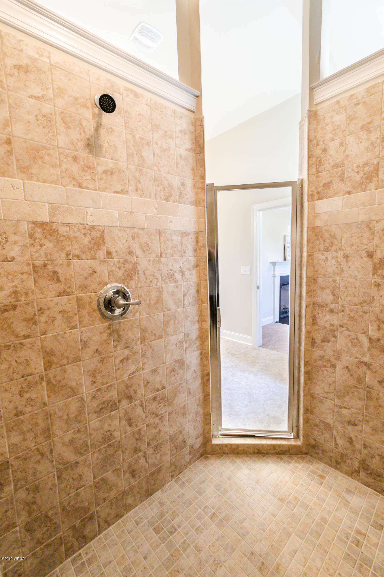 160 Homestead Circle Forsyth, GA 31029 - Photo 27 of 40 a bathroom with a shower