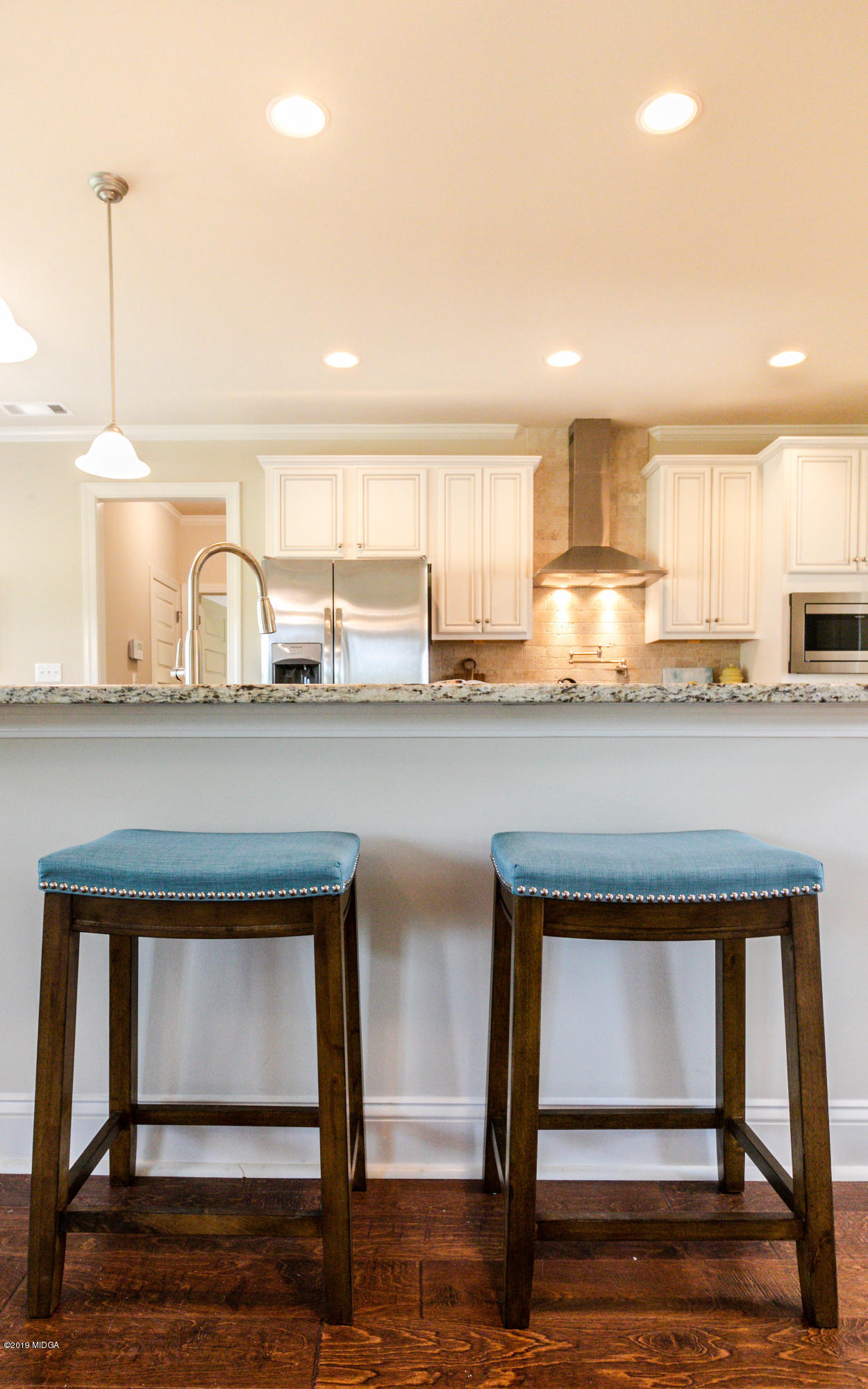 160 Homestead Circle Forsyth, GA 31029 - Photo 8 of 40 a kitchen with a sink cabinets and window