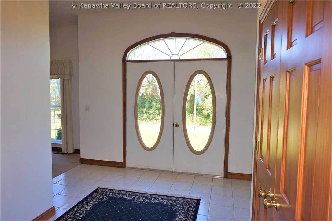2018 Cross Creek Road Buffalo, WV 25033 - Photo 3 of 29 Gallery Image 3