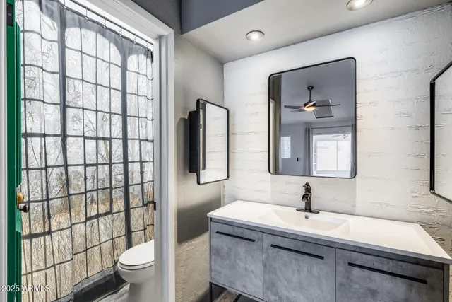 $360,000 | 6534 West North Lane, Glendale, AZ 85302