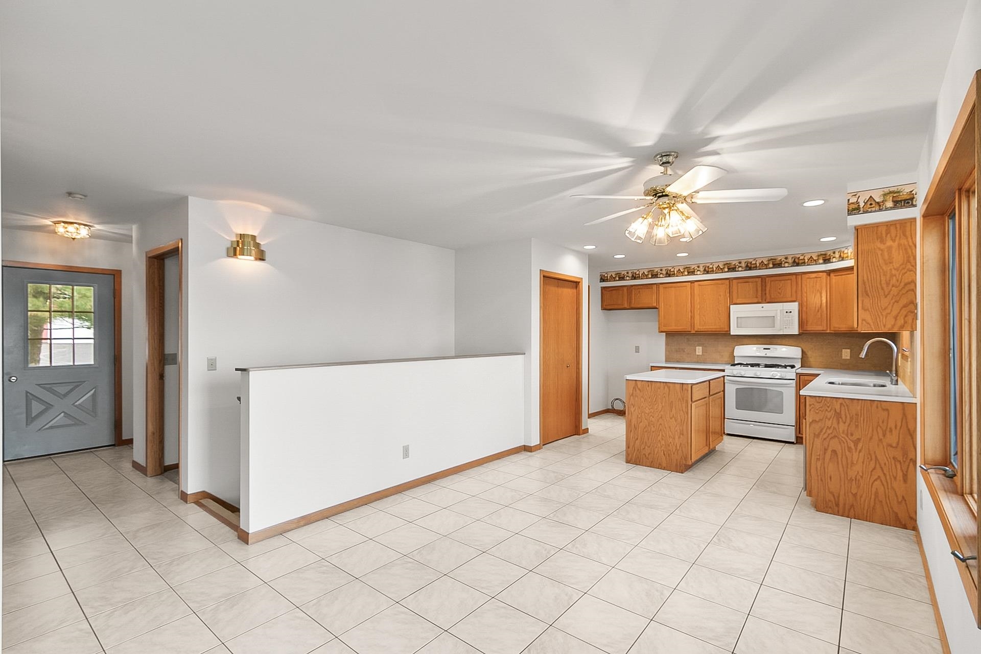 S7214 Camp Lake Wisconsin Road Merrimac, WI 53561 - Photo 15 of 50