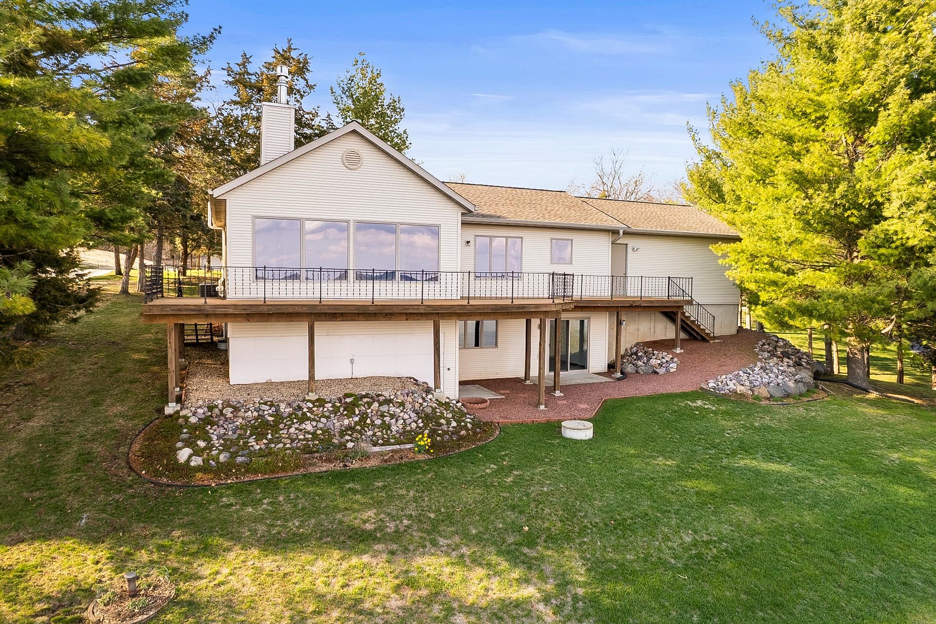 S7214 Camp Lake Wisconsin Road Merrimac, WI 53561 - Photo 3 of 50