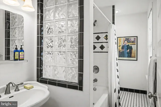 $799,000 | 55 Buttonwood Street, New Hope, PA 18938