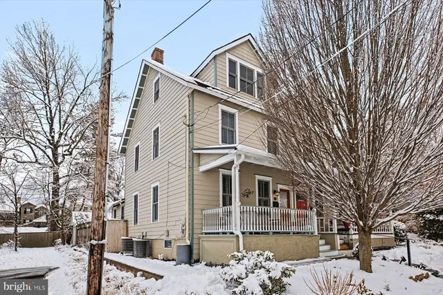 $799,000 | 55 Buttonwood Street, New Hope, PA 18938