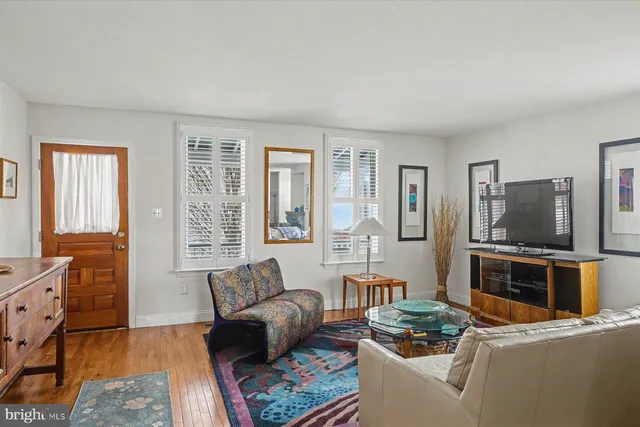 $799,000 | 55 Buttonwood Street, New Hope, PA 18938