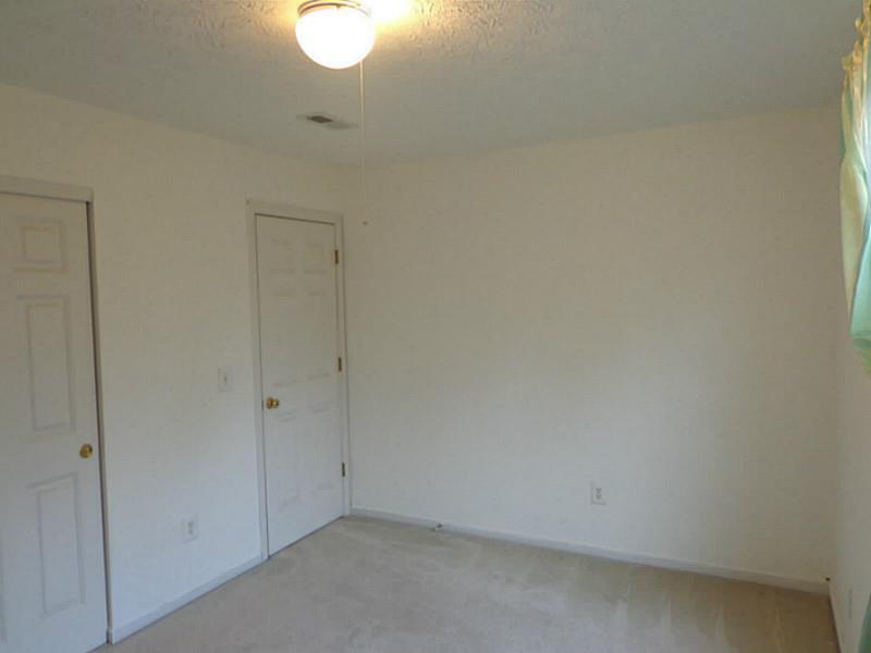 3538 Surry Ridge Way Dayton, OH 45424 - Photo 12 of 25 Gallery Image 12