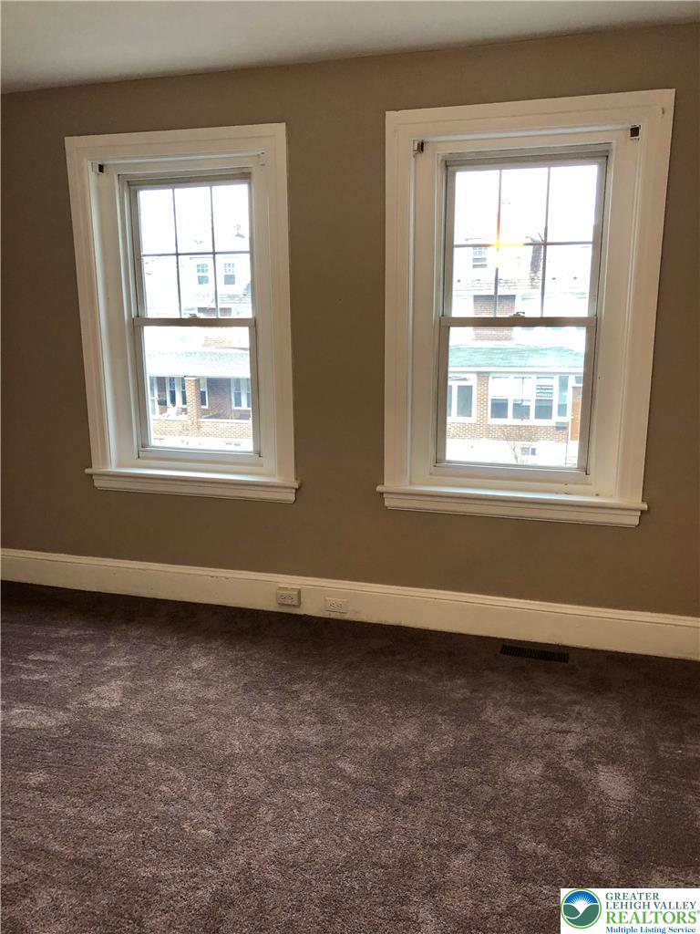 1214 Maple Street Bethlehem, PA 18018 - Photo 8 of 13